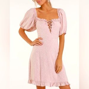 Lulu’s Sashabella Blush Pink Floral Print Puff‎ Sleeve Lace-Up Dress👗
